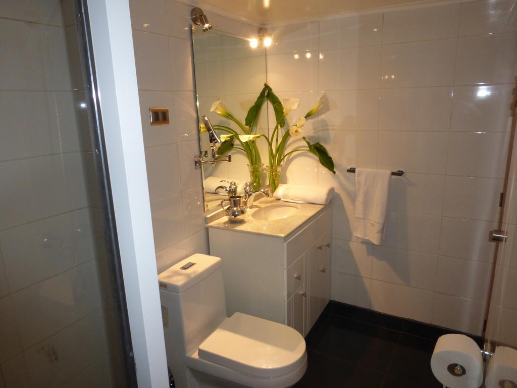 Plaza Huelen Apartment Santiago Room photo