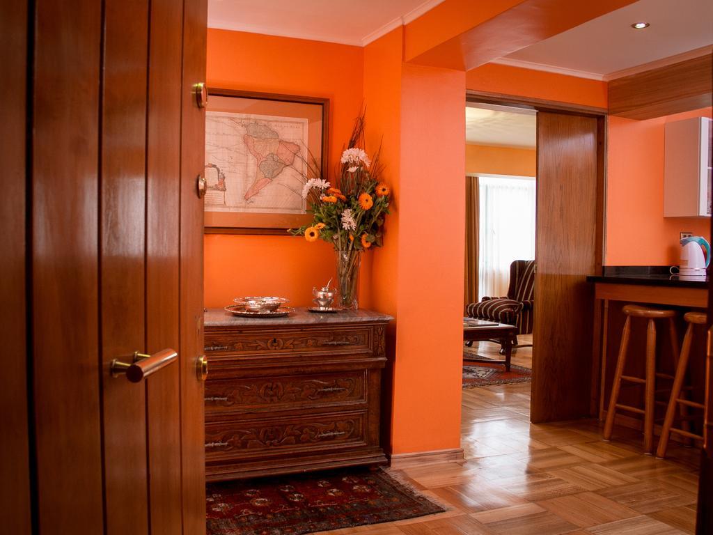 Plaza Huelen Apartment Santiago Room photo